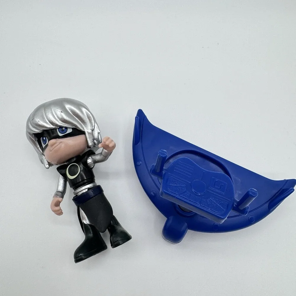 PJ Masks Luna Girl Action Figure with Luna Board Vehicle Blue Silver Toy